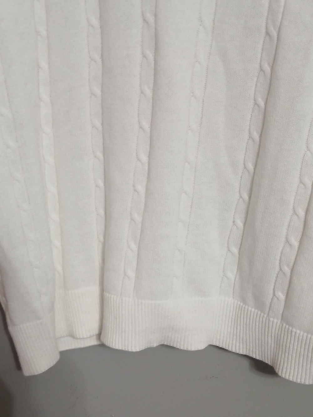 Old Navy Men's Cream Short-Sleeve Knit Polo - Picture 6 of 7